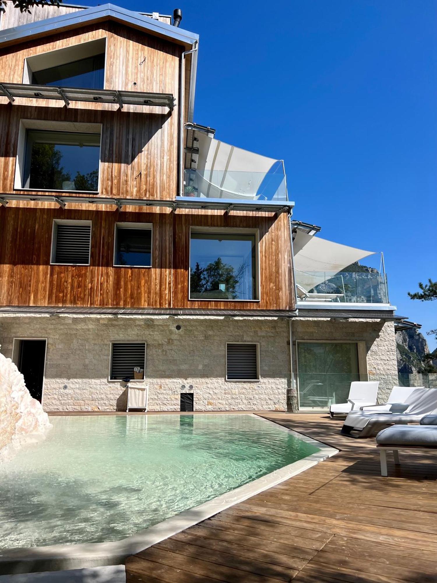 La Forestale Luxury Ecolodge B&B Primo Piano Acqualagna Exterior photo