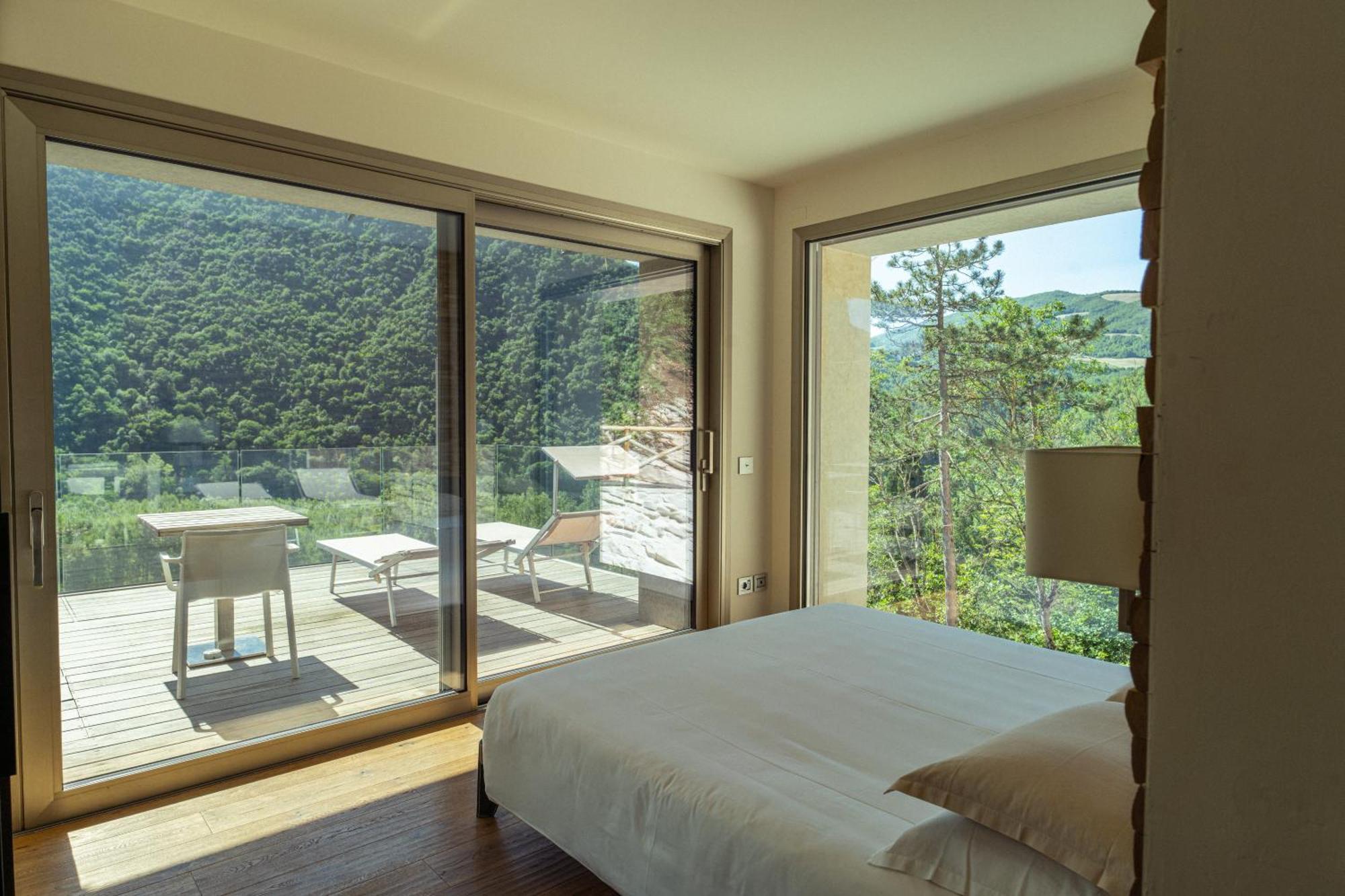 La Forestale Luxury Ecolodge B&B Primo Piano Acqualagna Exterior photo