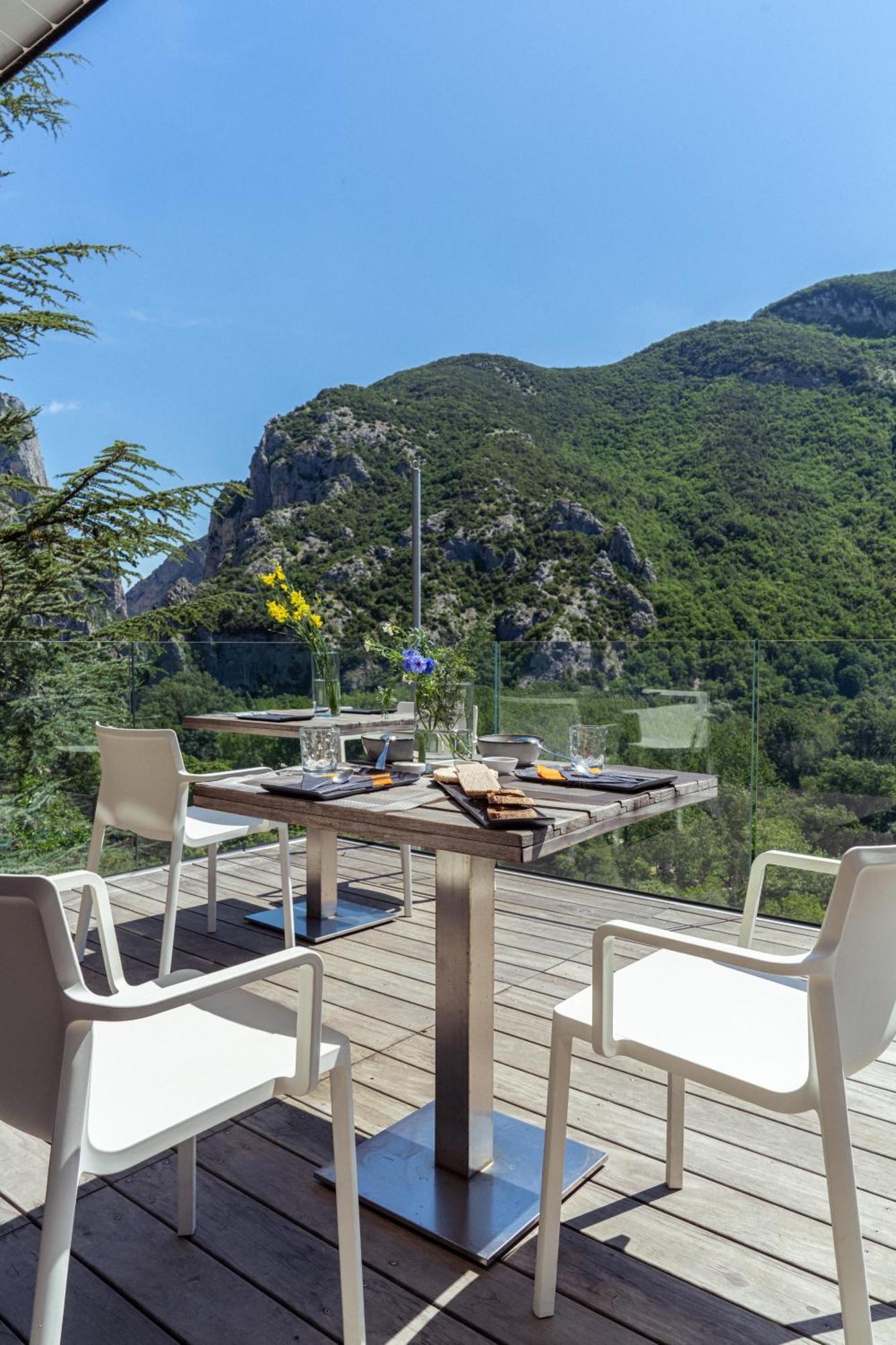 La Forestale Luxury Ecolodge B&B Primo Piano Acqualagna Exterior photo